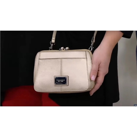 TIGNANELLO Bella RFID Saffiano Leather Crossbody / Belt Bag - Soft Gold - Picture 2 of 14